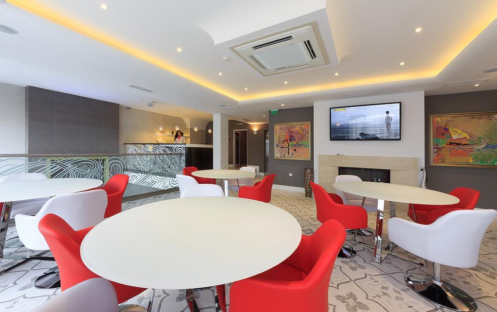 Agusta Hotel, Garden & Spa Veliko Tŭrnovo Eksteriør bilde